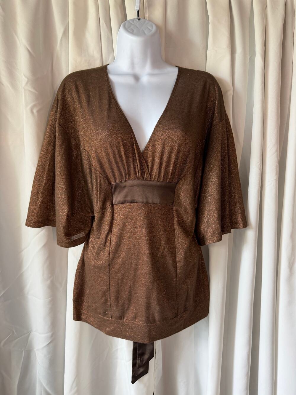 BCBGIRLS Y2K Bronze Metallic Kimono Sleeve Empire Waist Top Small party top